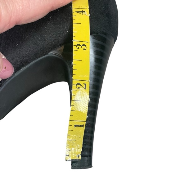 Isaac Mizrahi for Target Black Faux Suede Ankle Boots Heels Booties Size 8 - Picture 7 of 11